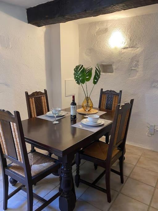 Spacious 1 Bed Home With Shared Pool Champagnac-la-Rivière Dış mekan fotoğraf